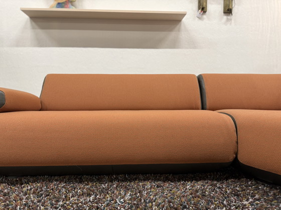 Image 1 of Leolux Guadalupe Corner Sofa with Hocker Tiempo fabric Green leather