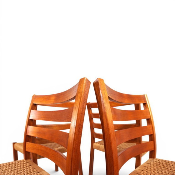 Image 1 of Niels Otto Møller Modèle 408, Ensemble de 4 chaises de salle à manger en teck Papercord pour J.L. Møllers, 1975
