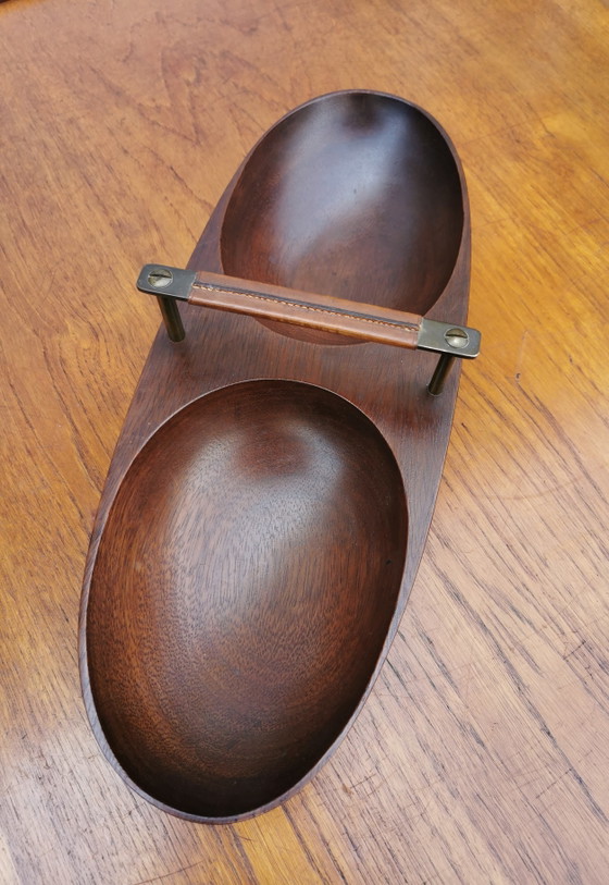 Image 1 of Prachtige vintage mid-century notenschaal ontworpen door Carl Auböck 