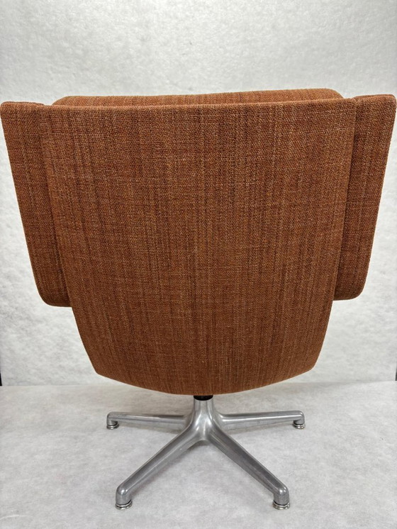 Image 1 of Artifort F140 – Rivestito in De Ploeg Paz 22 | Lusso morbido e carattere caldo