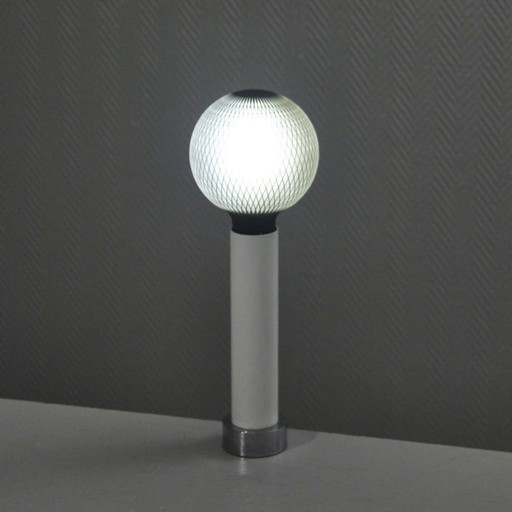 Vintage tafellamp in Space Age-stijl, chroom en witte lak, jaren 70.