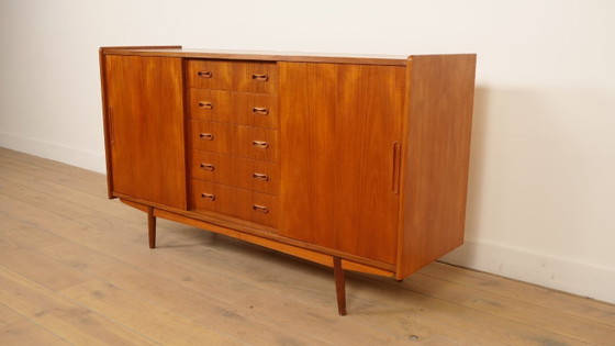Vintage Sideboard | Danish Design | Teak | 149 Cm – Wood (photo 3 of 13)