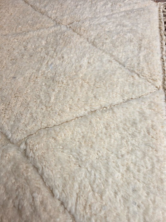 Image 1 of Small Cream Beni Ourain Moroccan rug 152 x 109 cm