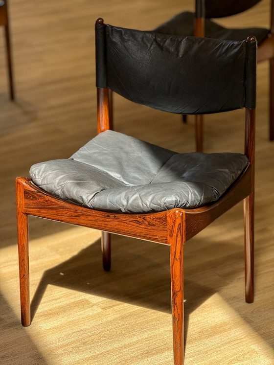 Image 1 of Table et chaises à rallonge pour salle à manger (par Kristian Solmer Vedel)