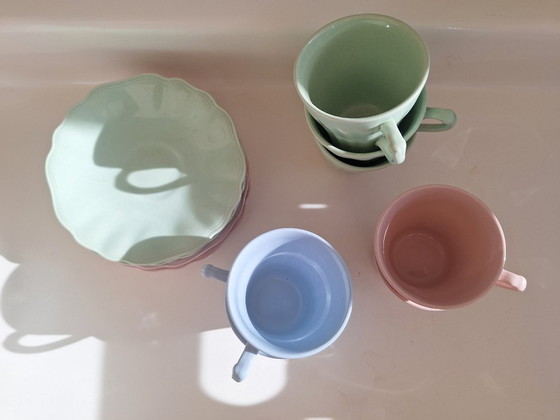 Image 1 of J&G Meakin Porzellan - 6 pastellfarbene Kaffeetassen mit Untertassen