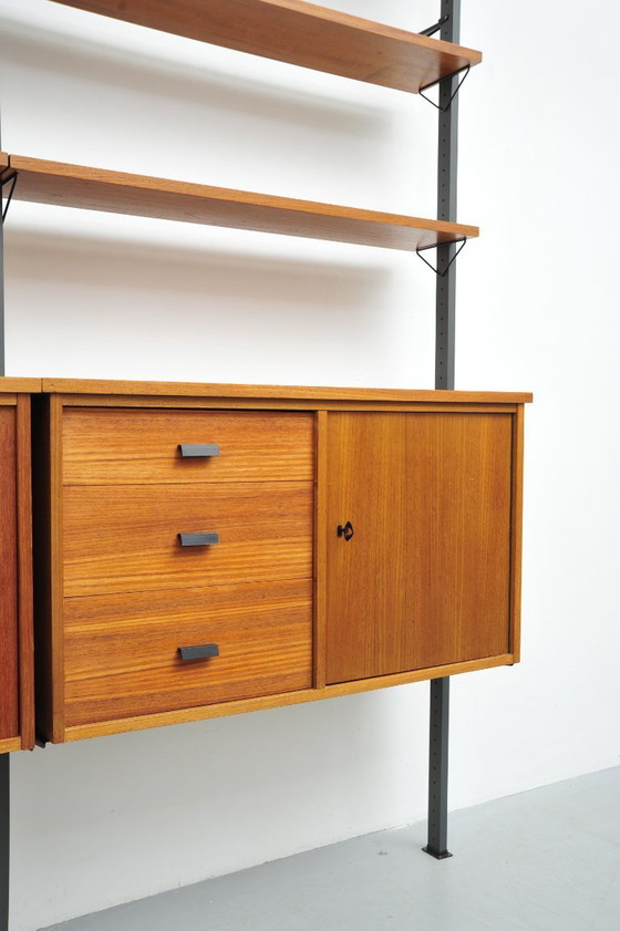 Image 1 of Estantería de teca de Pira (años 60)