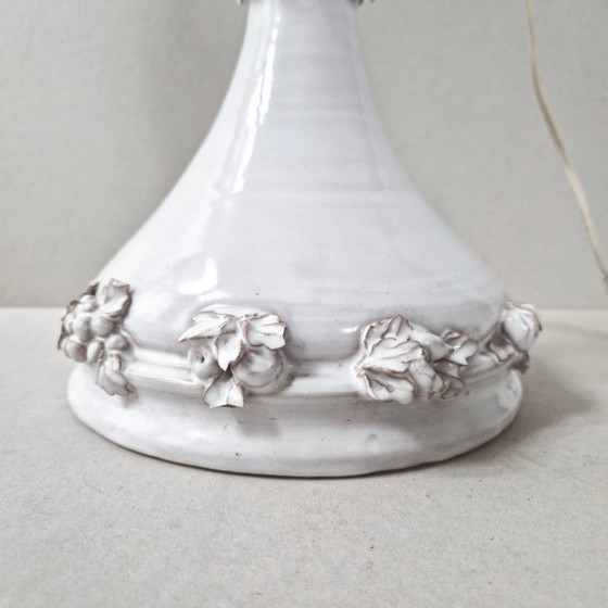Image 1 of Vintage Italiaanse keramische lamp uit de jaren 50 met bloemversiering.