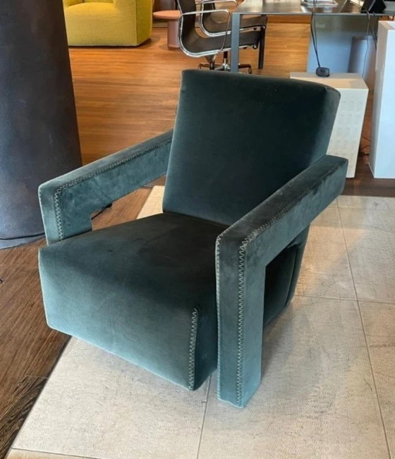 Image 1 of Sillón Cassina UTRECHT (NUEVO 2025) en terciopelo ORTIGIA VERDE CACTUS Lincoln 13L 656