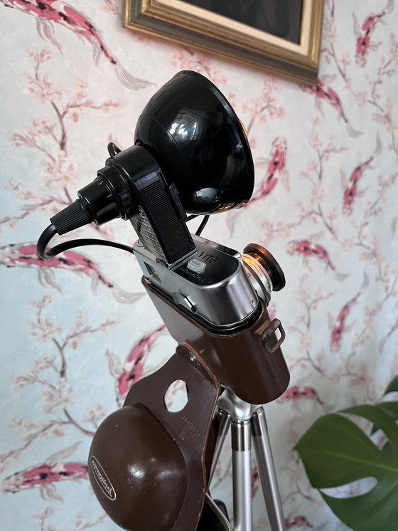 Image 1 of Unieke lamp gemaakt van retro Voigtländer camera 