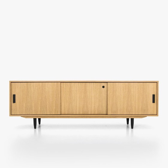 Image 1 of Buffet en chêne trois tiroirs D-S04