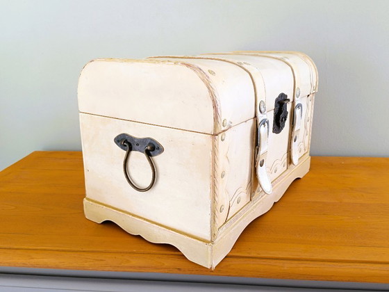 Image 1 of Piccolo contenitore in legno e pelle