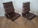 2 Eames Bürostühle