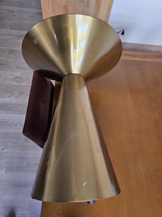 Image 1 of Table d'appoint design en laiton massif