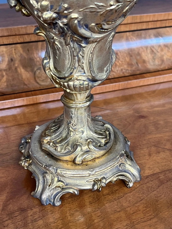 Coppia di Vasi decorativi. Metallo massiccio color oro., Ottone (foto 6 di 8)