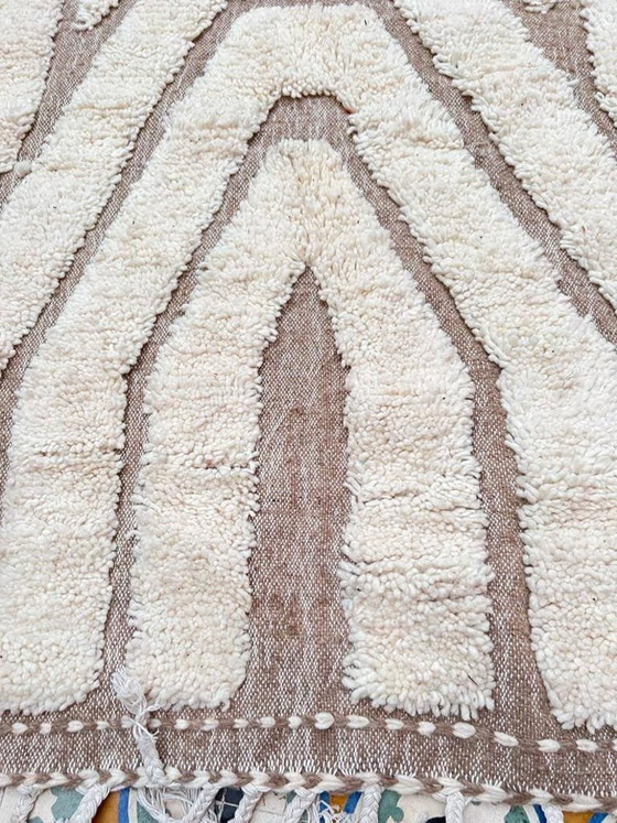 Beige Wool Rug 3/2m – Rugs & carpets (photo 4 of 5)