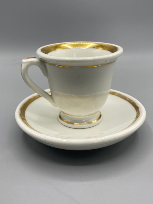 Tasse et soucoupe Brûlot en porcelaine dorée antique, XIXe siècle