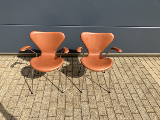 Image 1 of Fritz Hansen series 7 Butterfly chairs in Cognac leather NEW!!