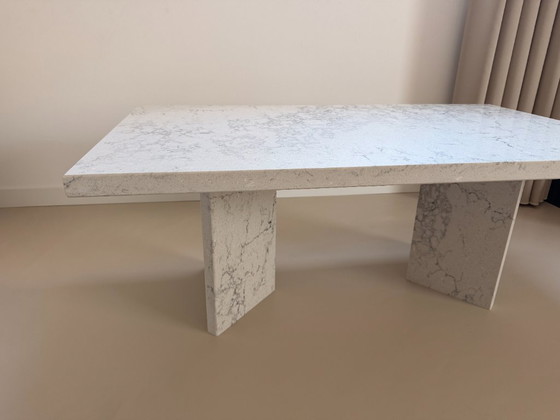 Image 1 of Table basse en granit/marbre - 98 x 58 x 40 cm