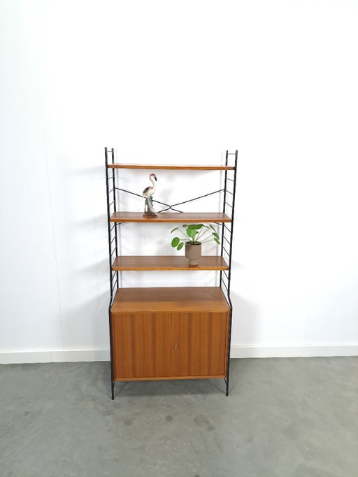 Armario modular WHB de diseño en teca con tres estantes