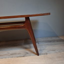 Mesa de centro de diseño Louis van Teefelen WeBe