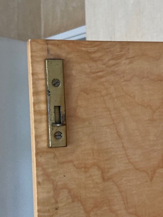 Image 1 of Armoire à linge vintage des années 1950