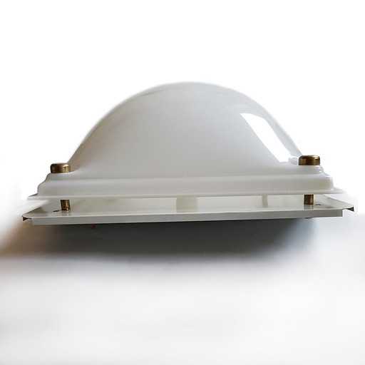 Mid Century Acryl en messing wandlamp