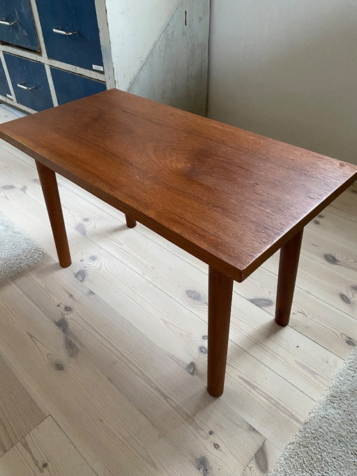 Original dänischer Teakholz Beistelltisch aus den 1960er Jahren – Mid-Century Modern
