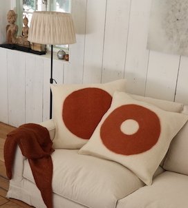 1x M&Otto Design Cushion Maya