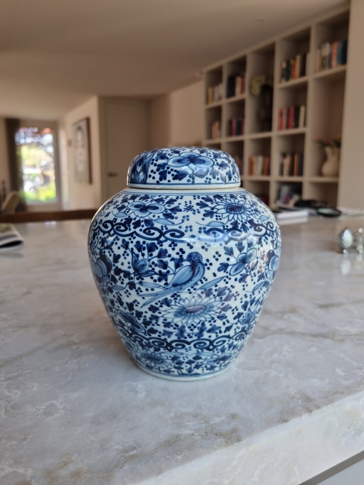 Makkum Delft Blue Ginger Jar with Lid