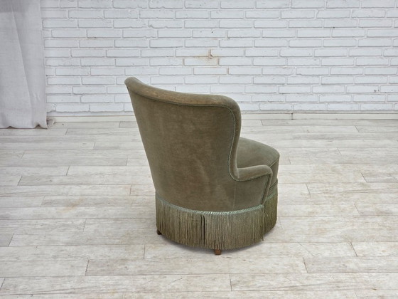 Image 1 of Deense fauteuil uit de jaren 70, bekleed met groen meubelvelours.