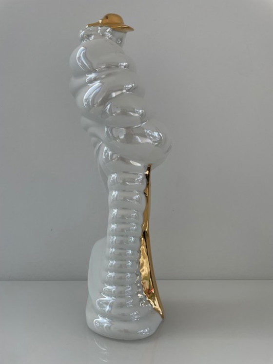 Image 1 of Statue vintage d'une dame au manteau de fourrure – Sanbo Ceramica Valencia (années 1980)