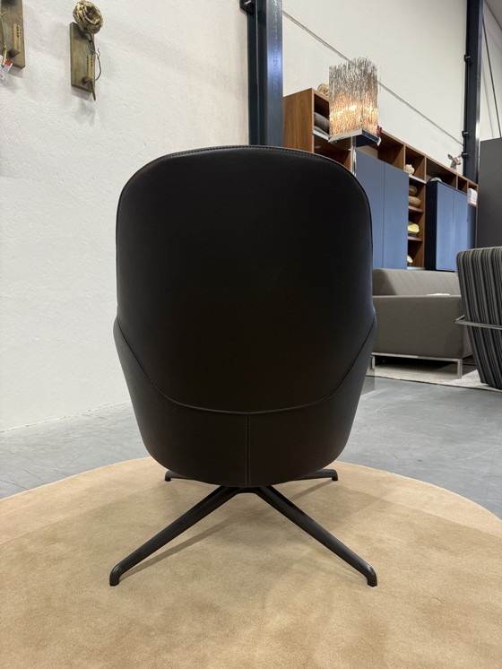 Image 1 of Poltrona girevole Leolux Lanah in pelle marrone Negev
