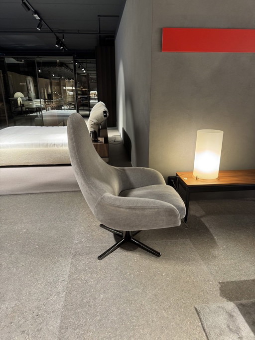 Poltrona girevole morbida Flexform Sveva