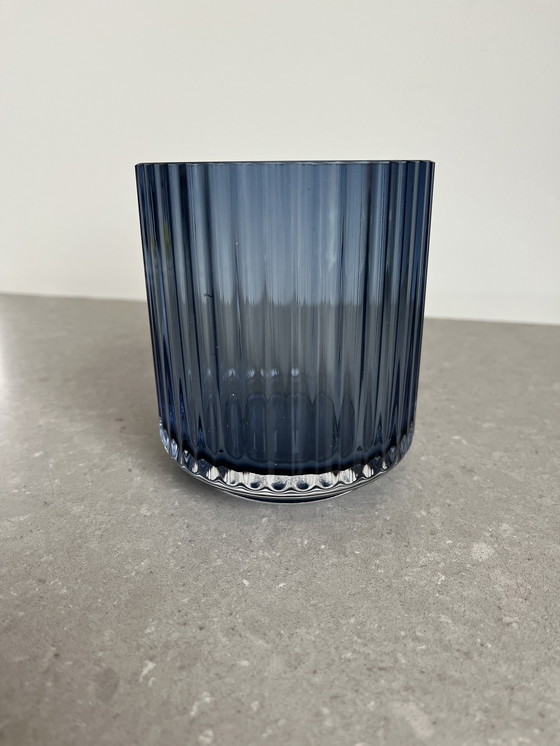 Image 1 of Lyngby blauwe theelichthouder in fluted glas 
