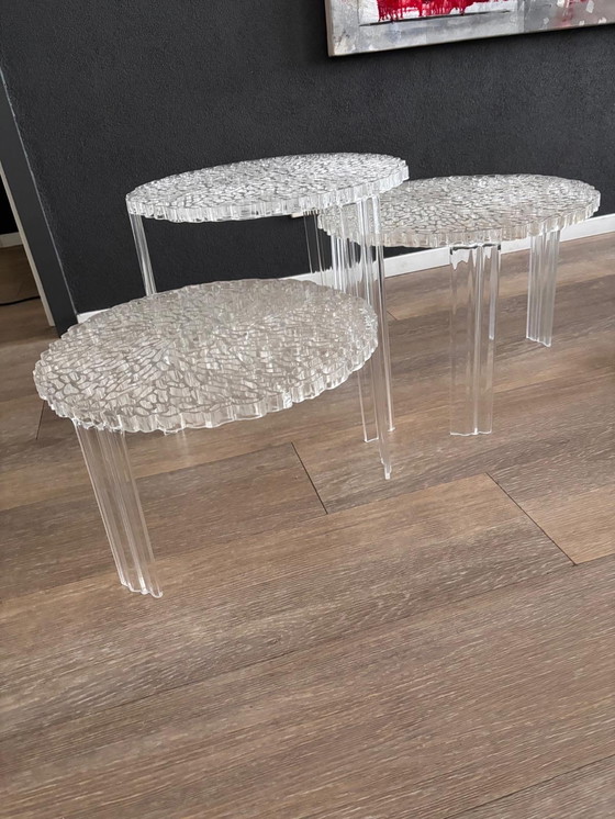 Image 1 of Kartel kunststof 3 stuks verschillende maten bijzettafels