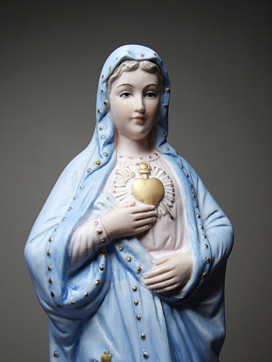 Image 1 of Grande sujet Sainte Vierge au Sacré Coeur en biscuit polychrome ancienne