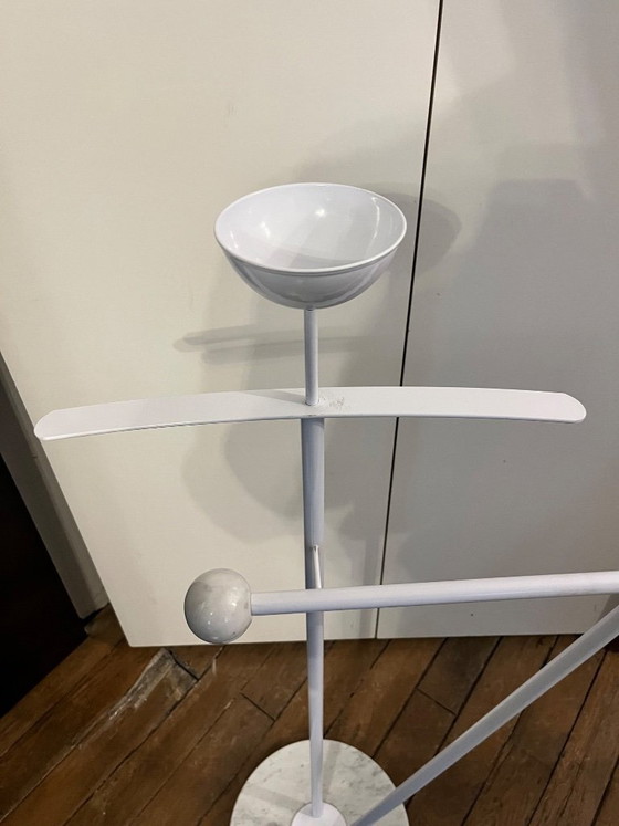 Image 1 of Fly Line Valet Stand, Italy, 1990s, White Lacquered Metal, Carrara Marble Top, Post-Modern Design