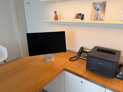 Bureau au design élégant et intemporel