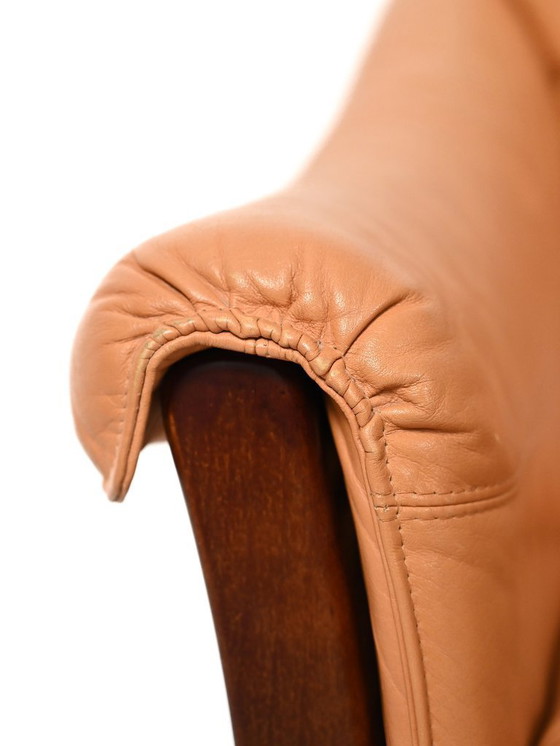 Image 1 of Een paar Scandinavische leren fauteuils uit de jaren 50.