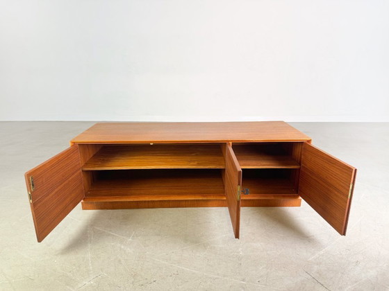 Image 1 of Originale WK Möbel Credenza di metà secolo in teak con cassettiera bassa