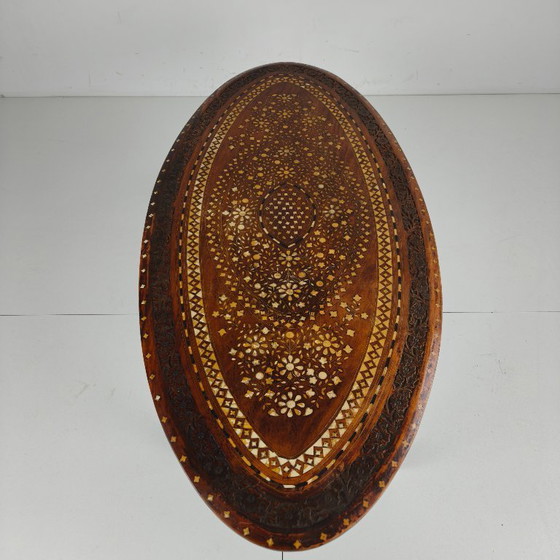 Image 1 of Tavolino da caffè in osso intarsiato anglo-indiano del XX secolo