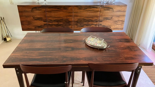 Ensemble de salle à manger Fristho (buffet et table)