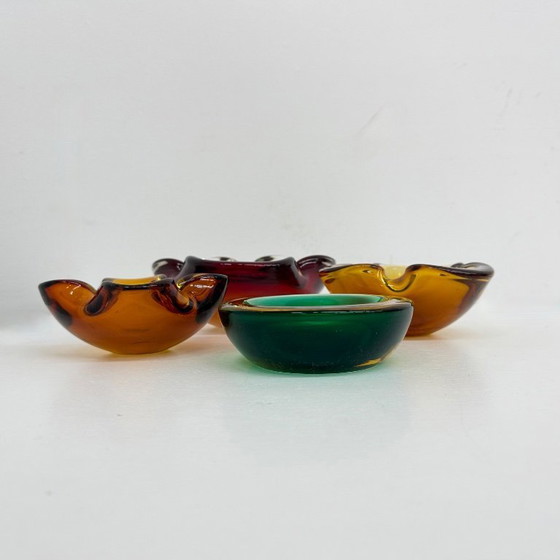 Image 1 of Juego de 4 cuencos de cristal de Murano Summers, diseño de mediados de siglo, década de 1970.