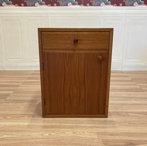 Rangement suspendu 1960 design scandinave.