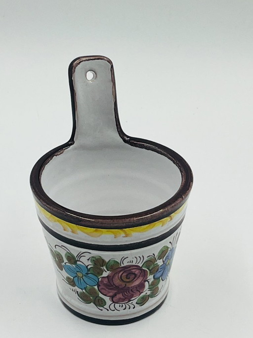 Cache-pot da parete in maiolica di Deruta