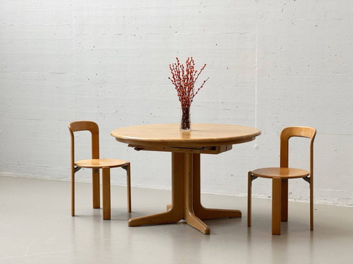 Mesa de comedor extensible de roble de Creation Suisse, años 70