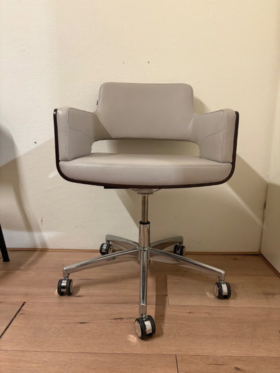 Image 1 of 4x Thonet S845 Design Chair Leather On Wheels