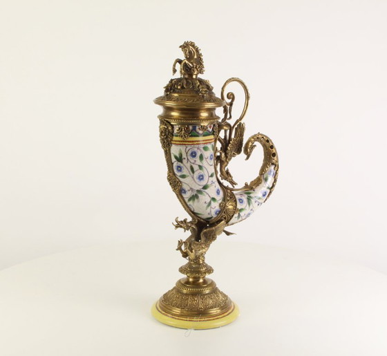 Image 1 of CUERNO CORNUCOPIA DE PORCELANA MONTADO EN BRONCE