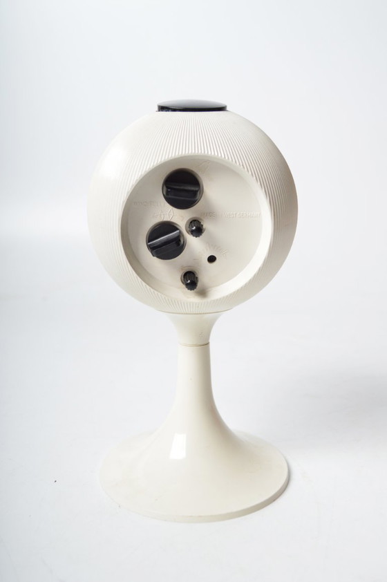 Image 1 of Meister Anker Space Age wekker / Zeldzaam geribbeld ontwerp, voetstuk / Vintage jaren 70, West-Duitsland