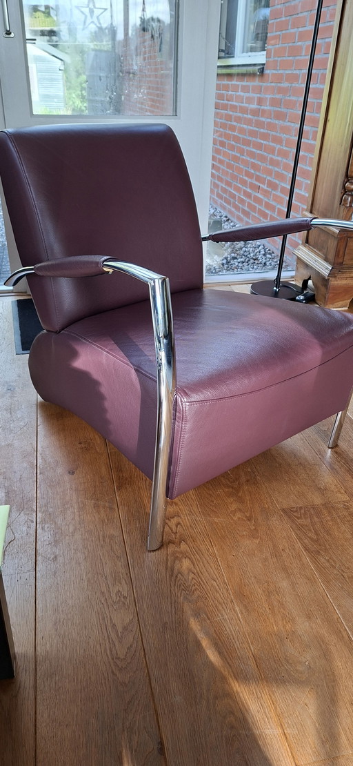 Poltrona di design in pelle di Kler Sa.